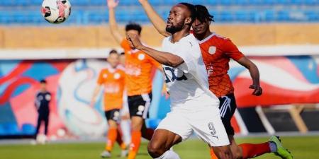 بيراميدز يسقط أمام فاركو بثلاثية ويهدي الأهلي فرصة تقليص الفارق بالدوري