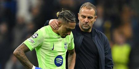فليك للاعبي برشلونة بعد الإقصاء: "أنا فخور بكل فَردٍ منكم.. هذا الفريق قاتَلَ إلى آخر رمق"