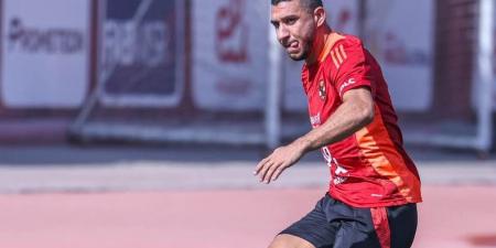 فحص طبي يُحدد موقف رامي ربيعة من المشاركة بمباريات الأهلي