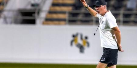 من يعوض غيابات اتحاد جدة أمام الفيحاء؟ بلان يقرر!