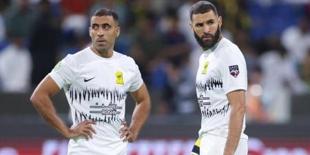 حمد الله: "رفضت التنازل عن رقم 9 في الاتحاد وبعد تدخل رئيس النادي وافقت.. أُقدِّر بنزيما لكنني لاعب كبير كذلك ومن حقي هذا الرقم"