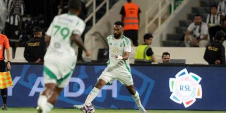الأهلي يسقط فخ الخسارة أمام الشباب في الدوري السعودي