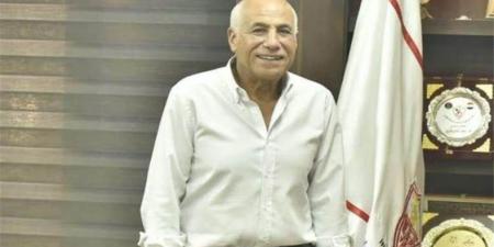 حسين لبيب يتوجه إلى فرنسا لإجراء فحوصات طبية