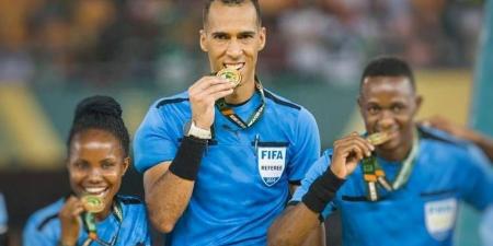 تعيين الموريتاني دحان بيدة حكما لإياب نهائي كأس الكونفدرالية بين سيمبا ونهضة بركان