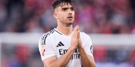 قاضٍ يشتبه بتعمد لاعب ريال مدريد أسينسيو طلب مقطع فيديو جنسي لقاصر وعرضه!