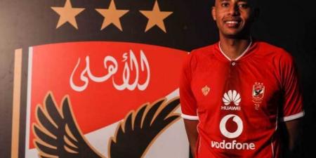 عبدالله عبد السلام يقترب من التراجع عن الاعتزال الدولي والعودة لمنتخب الطائرة(خاص)