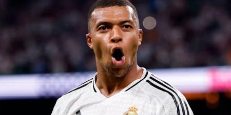 مبابي يُتوج بجائزة أفضل لاعب في ريال مدريد لموسم 2024-2025