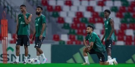 إصابة داخل معسكر المنتخب السعودي تثير قلق رينارد