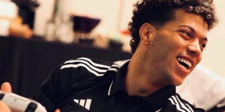 إمام عاشور: بموت نفسي في الملعب عشان جمهور الأهلي.. ومش هوفيهم حقهم