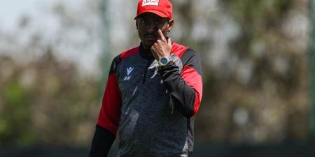 بعد أن ترك الزمالك بسبب موسيماني.. بيراميدز يتفاوض مع مكوينا لخلافة يورشيتش