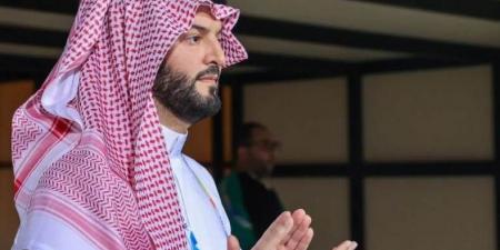 رئيس الهلال يُنهي الجدل ويصل إلى أمريكا لمساندة فريقه بمونديال الأندية