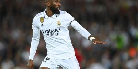 فيفا يفتح تحقيقًا ضد لاعب باتشوكا بسبب إساءة عنصرية لروديجر