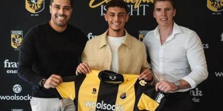 والد مصطفى أشرف: فضلنا فيتيسه على عروض أوروبية والأهلي والزمالك