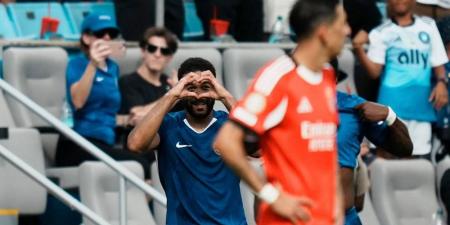 في مباراة توقفت لساعتين.. تشيلسي يهزم بنفيكا (1-4) ويواجه بالميراس في ربع نهائي كأس العالم للأندية