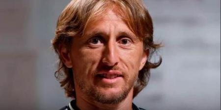 الكشف عن راتب لوكا مودريتش مع ميلان