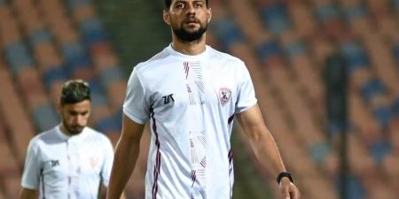 شلبي والجفالي ومهاب خارج معسكر الزمالك بالعاصمة الإدارية