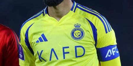 النصر يستبعد آل فتيل من معسكر النمسا