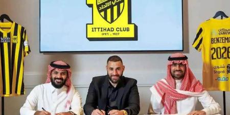 كريم بنزيما يُعلن دعمه لأنمار الحائلي في انتخابات رئاسة اتحاد جدة