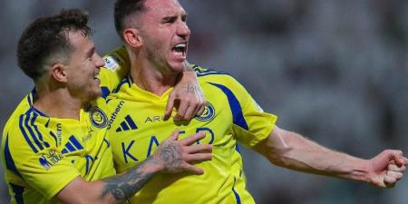 أوتافيو ولابورت يعودان لتدريبات النصر وسط مستقبل غامض