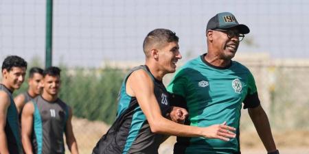الشابي يمنح لاعبي الرجاء يوم راحة بعد الفوز على الكوكب المراكشي
