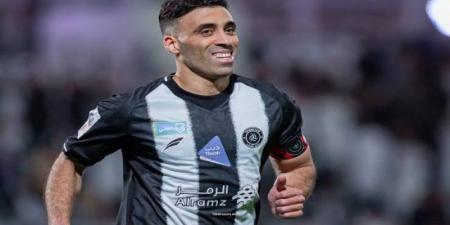 حمدالله يقود هجوم الشباب في موقعة الاتحاد