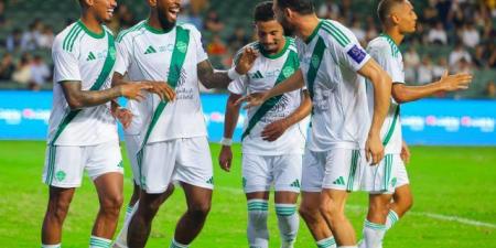 الشوط الأول.. الأهلي يقلب الطاولة على القادسية برباعية 