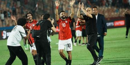 حافلة منتخب مصر تتوجه إلى ستاد 4 أغسطس لمواجهة بوركينا فاسو بتصفيات كأس العالم