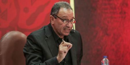 الخطيب يختار الخروج من الباب الكبير في الأهلي وتسليم الراية لقيادات شابة