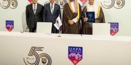 أبو ريدة نائبًا أول لرئيس الاتحاد العربي لكرة القدم