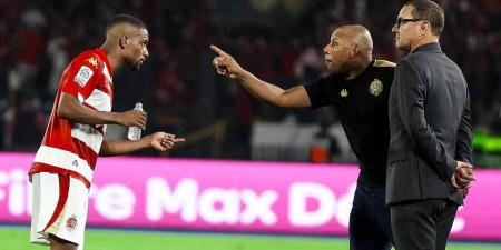 بنهاشم يستدعي 21 لاعبا في قائمة الوداد لمواجهة اتحاد يعقوب المنصور