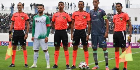 بعد الهزيمة أمام الرجاء.. الدفاع الحسني الجديدي يصدر بلاغا بشأن الأخطاء التحكيمية التي تعرض لها