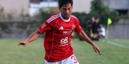 محمد شكري يعلن تعافيه وعودته لتدريبات الأهلي قبل مواجهة كهرباء الإسماعيلية