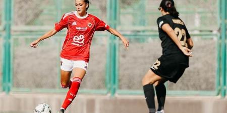 لاعبتان مصريتان مرشحتان لجائزة الأفضل في إفريقيا لكرة القدم النسائية.. "خاص"