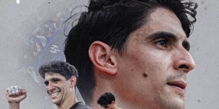 الهلال السعودي يعلن تجديد عقد حارسه ياسين بونو حتى 2028 "فيديو"
