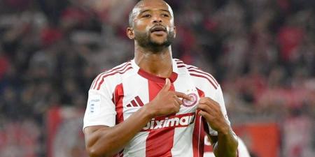 الكعبي يغيب عن قائمة أولمبياكوس لمواجهة فولوس في كأس اليونان