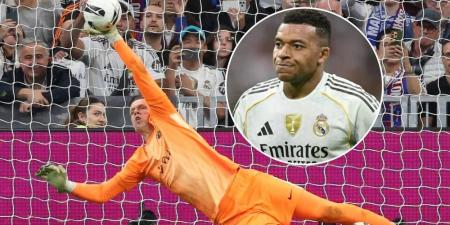 وفاة مشجع لريال مدريد إثر إهدار مبابي ركلة جزاء في "الكلاسيكو"