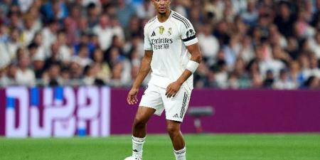 أرنولد: تلقيت رسالة من محمد صلاح بعد قرعة دوري الأبطال.. ولن احتفل إذا سجلت في ليفربول