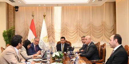 وزير الرياضة يتابع مع المنظمة المصرية لمكافحة المنشطات جهود تطوير المنظومة وتعزيز النزاهة