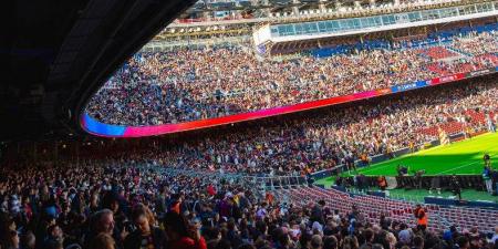 عودة أسطورية.. ملعب "كامب نو" يفتح أبوابه من جديد وسط مشهد تاريخي لعشاق برشلونة "فيديو"