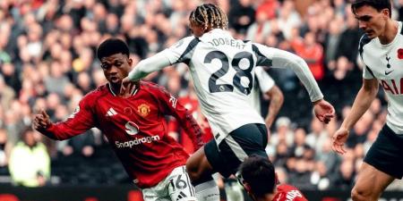 مانشستر يونايتد يخطف تعادلًا قاتلًا أمام توتنهام في الدوري الإنجليزي