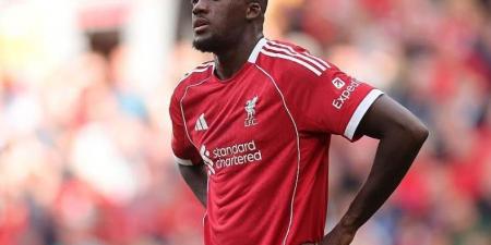 يوفنتوس يدخل في صراع ضم كوناتي مدافع ليفربول