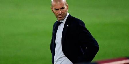 زين الدين زيدان يستعد لتدريب المنتخب الفرنسي وثنائي ريال مدريد يعاونه
