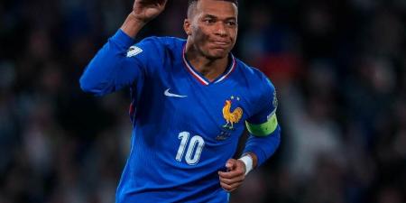 فرنسا تكتسح أوكرانيا برباعية وتتأهل رسميًا إلى كأس العالم 2026