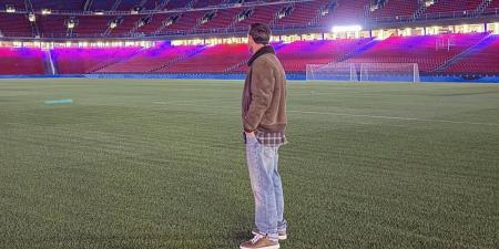 برشلونة يخطط لتكريم ميسي بتمثال خارج "كامب نو"