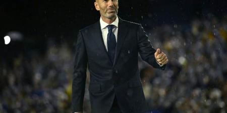 زيدان يقترب من تولي تدريب منتخب فرنسا بعد مونديال 2026