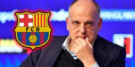 "الحـرب" بين برشلونة و"الليغا" تصل إلى "TAS".. محكمة التحكيم الرياضي تفتح تحقيقًا ضد تيباس