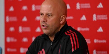 آرني سلوت: علينا أن نقاتل.. ونُعاني من إهدار الفرص