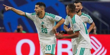 الجزائر تكتسح البحرين بخماسية وتنعش آمالها في التأهل إلى ربع نهائي كأس العرب