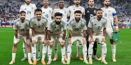 تشكيلة الأخضر المتوقعة أمام فلسطين في ربع نهائي كأس العرب