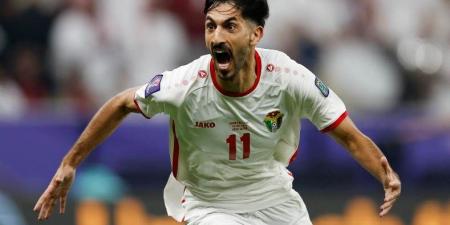 خطوة واحدة تفصل يزن النعيمات على الانتقال إلى الأهلي في الميركاتو الشتوي